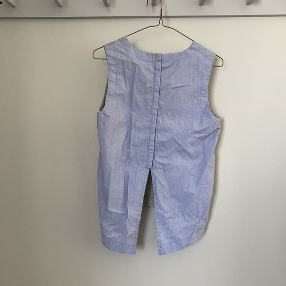 Banana Republic Back Detail Top - Picture 2 of 6